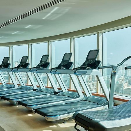 Hilton Baku Hotel Екстериор снимка Treadmills