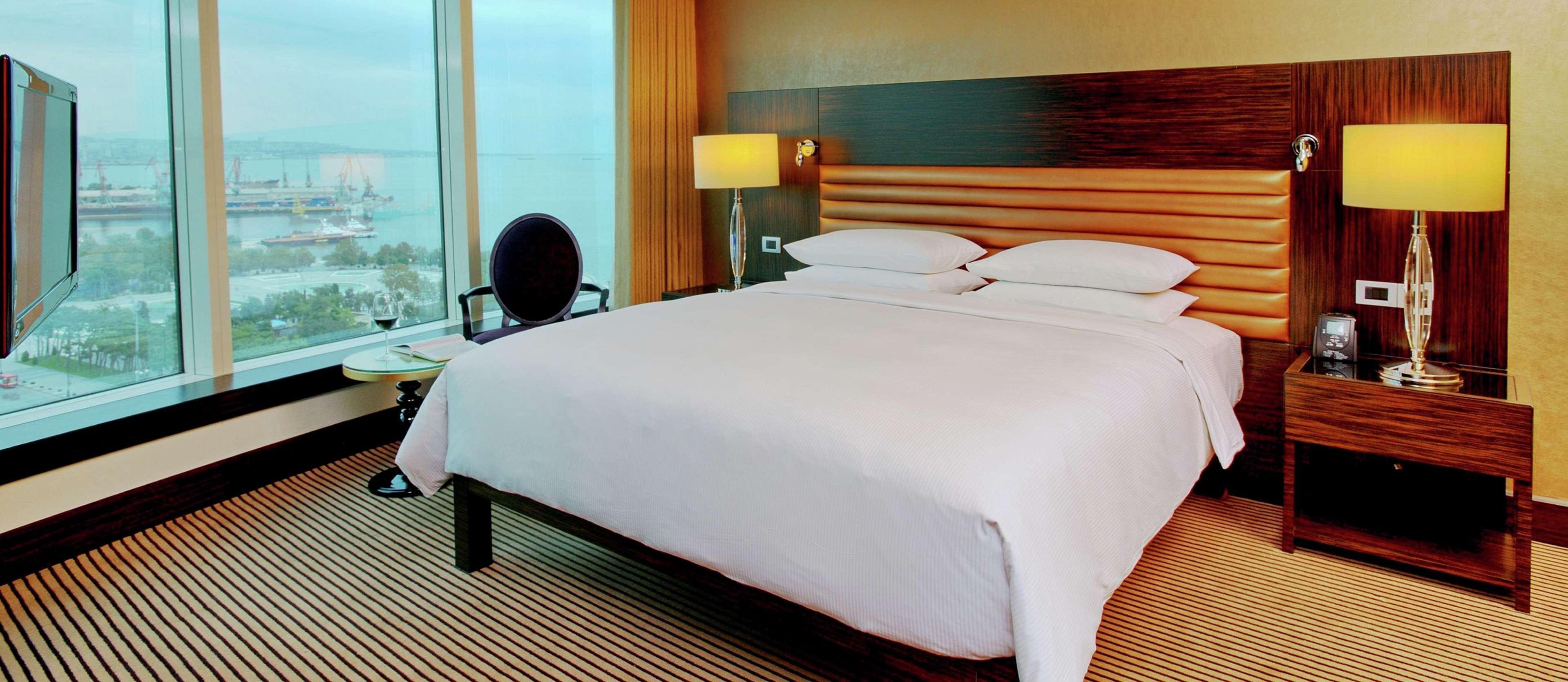 Hilton Baku Hotel Екстериор снимка A guest room at the hotel