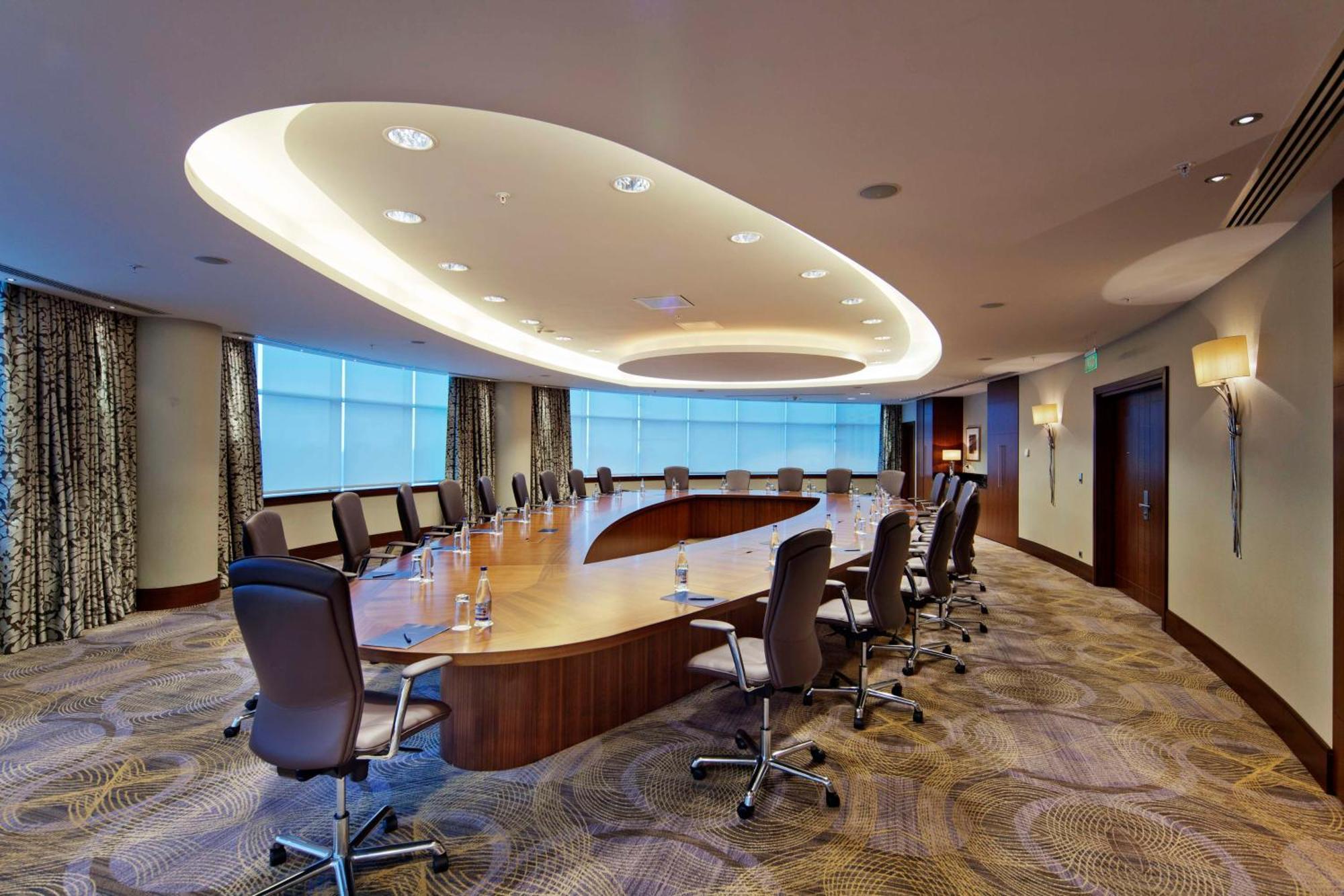 Hilton Baku Hotel Екстериор снимка Boardroom
